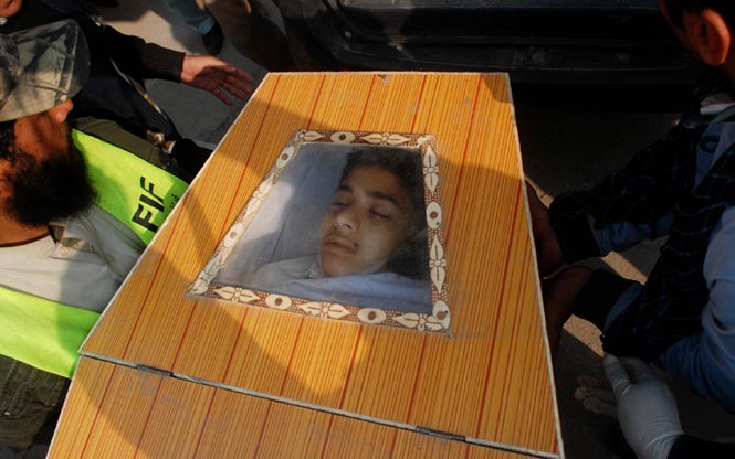Pakistan in mourning after 132 children killed by Taliban in Peshawar school
